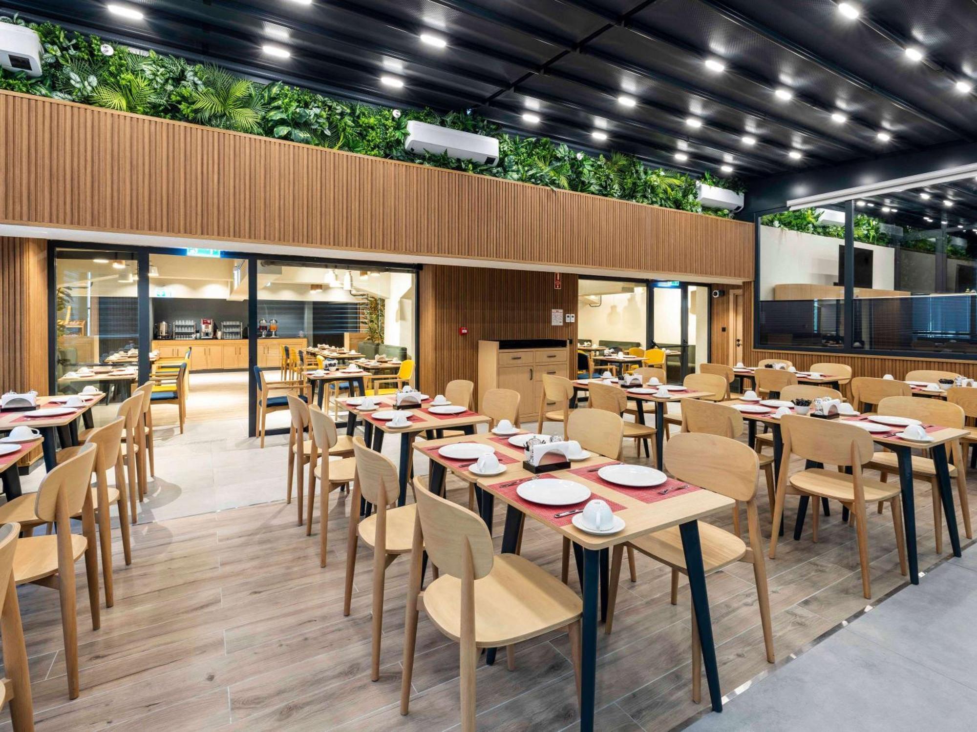 Ibis Istanbul Sisli Hotel Exterior foto